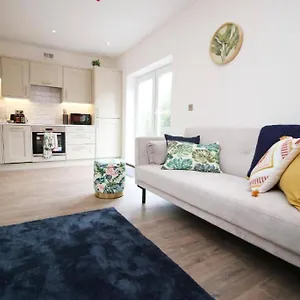 16 North Road Flat 3 By Mia Living Free Parking On Site , Cardiff United Kingdom