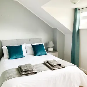 Thornbury House Holiday home