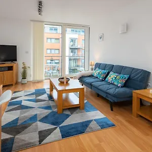 The Ocean Village, Apartment