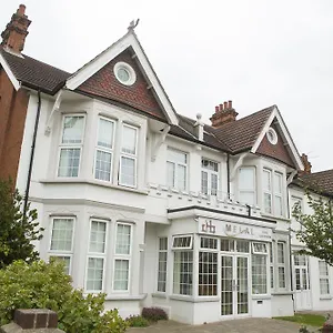Horizon - Close To Beach, Train Station & Airport , Southend-on-Sea United Kingdom